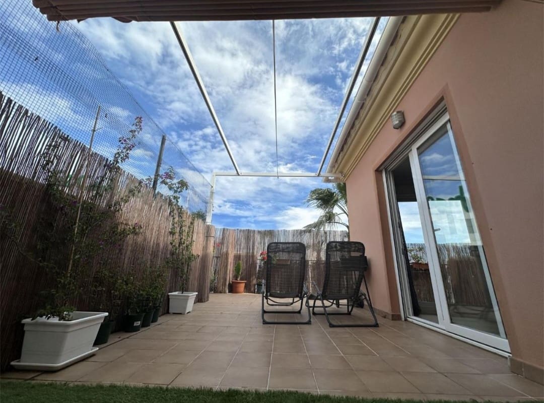 2 bedroom Beach Apartment for sale in Mijas with garage - € 375,000 (Ref: 9663395)