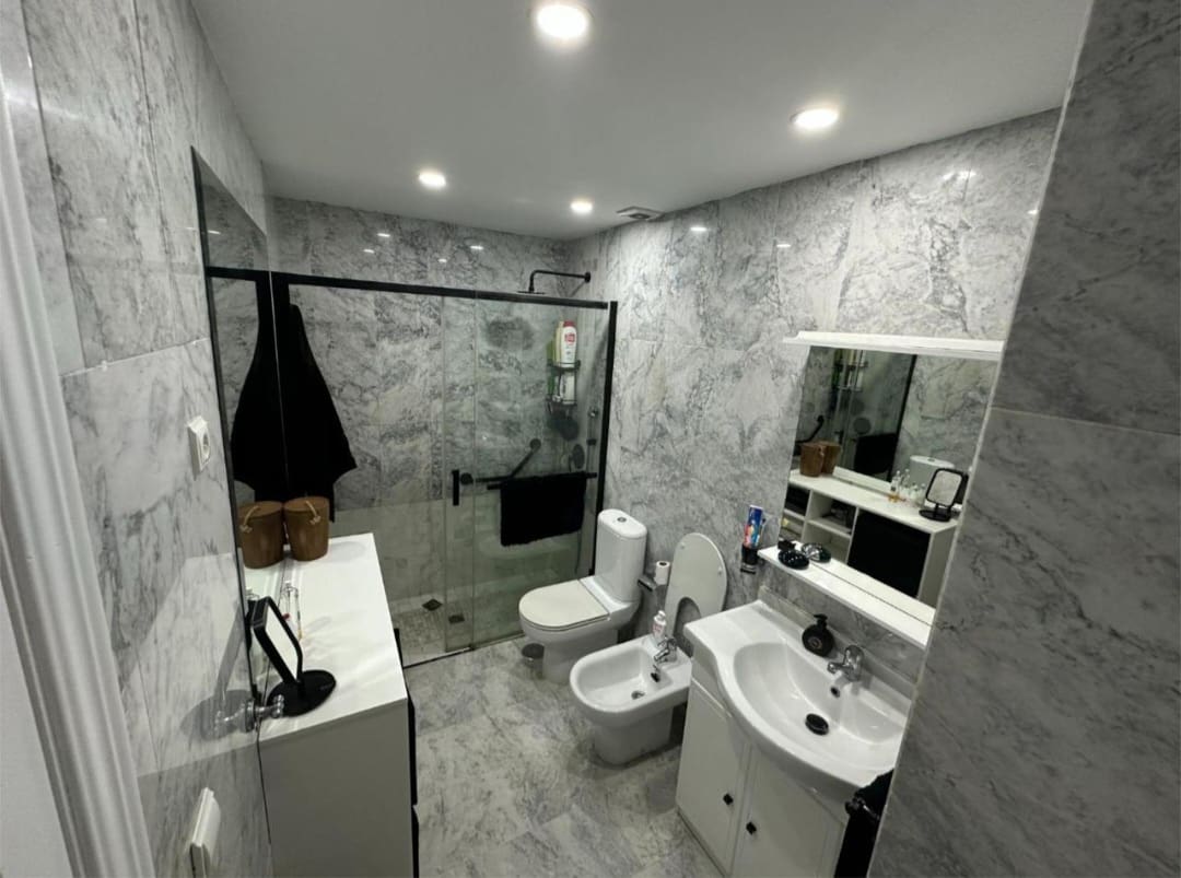 2 bedroom Beach Apartment for sale in Mijas with garage - € 375,000 (Ref: 9663395)