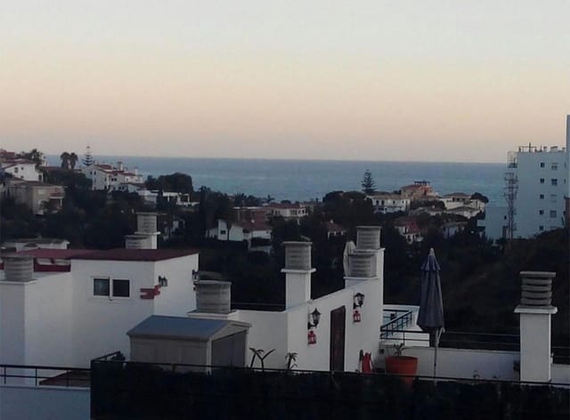 Apartamento Playa de 3 habitaciones en Mijas en venta con piscina garaje - 306.000 € (Ref: 9663396)