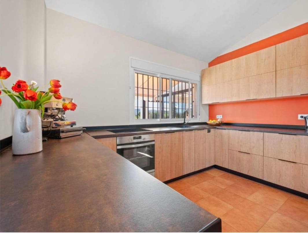 3 sypialnia Willa na sprzedaż w Vinuela z basenem - 419 000 € (Ref: 9704551)