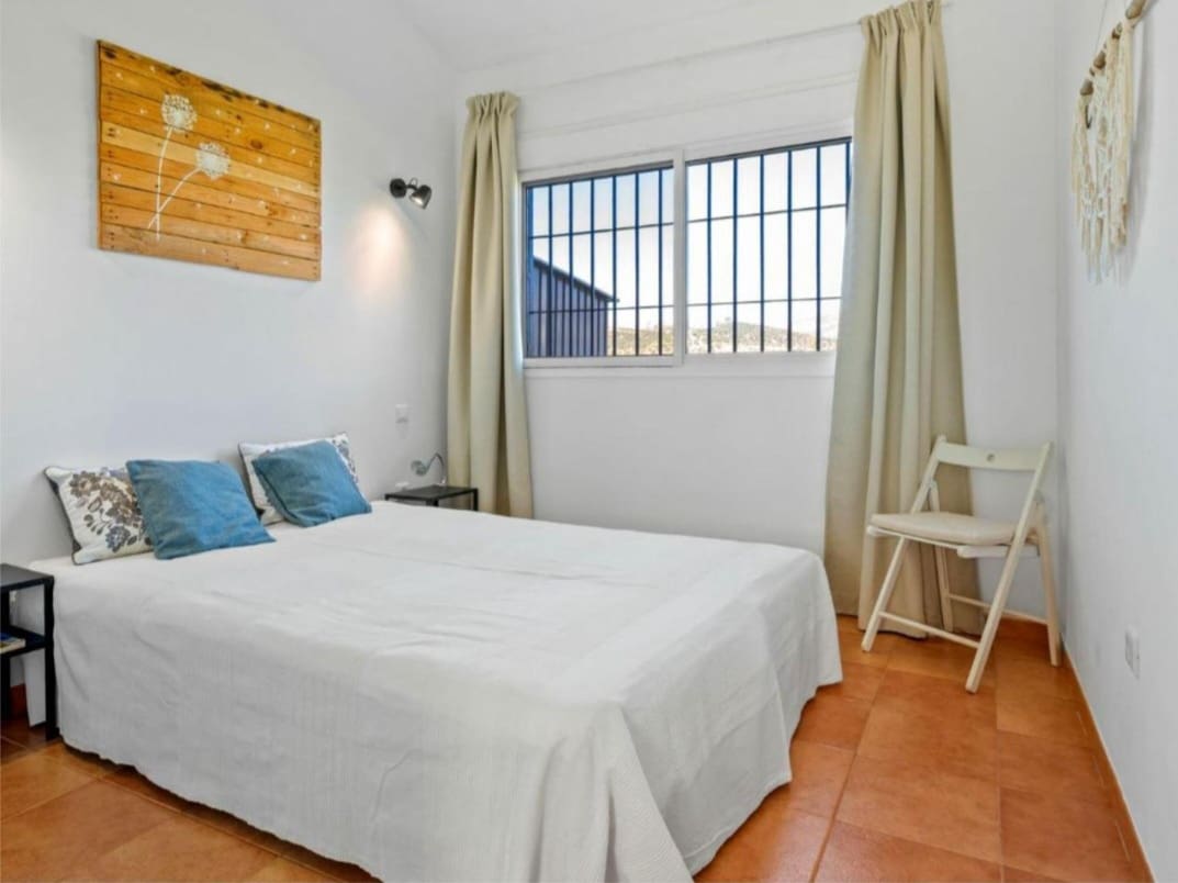 3 sypialnia Willa na sprzedaż w Vinuela z basenem - 419 000 € (Ref: 9704551)