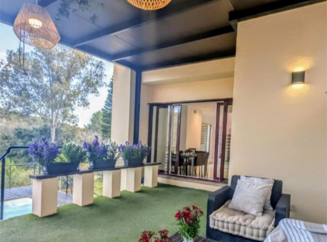 4 quarto Moradia para venda em Benahavis com piscina - 679 000 € (Ref: 9714547)