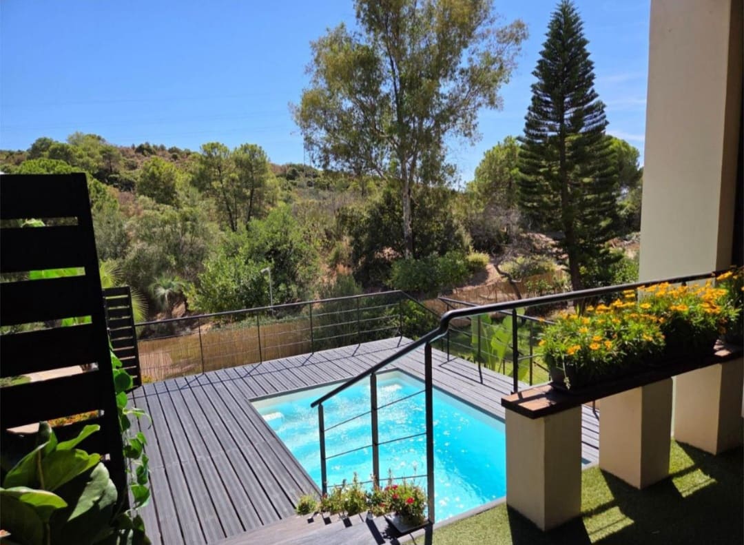 4 quarto Moradia para venda em Benahavis com piscina - 679 000 € (Ref: 9714547)