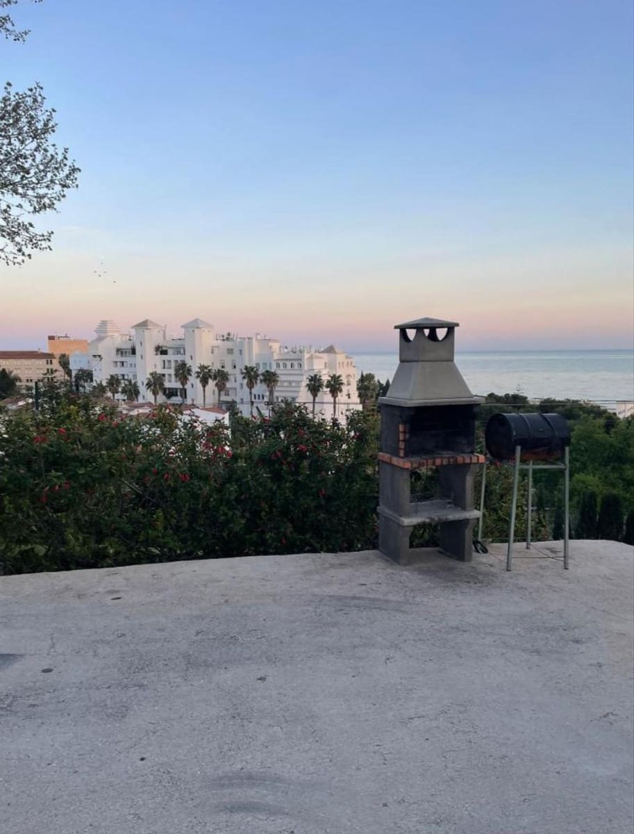 3 bedroom Beach Apartment for sale in Torremolinos with pool garage - € 400,000 (Ref: 9719527)