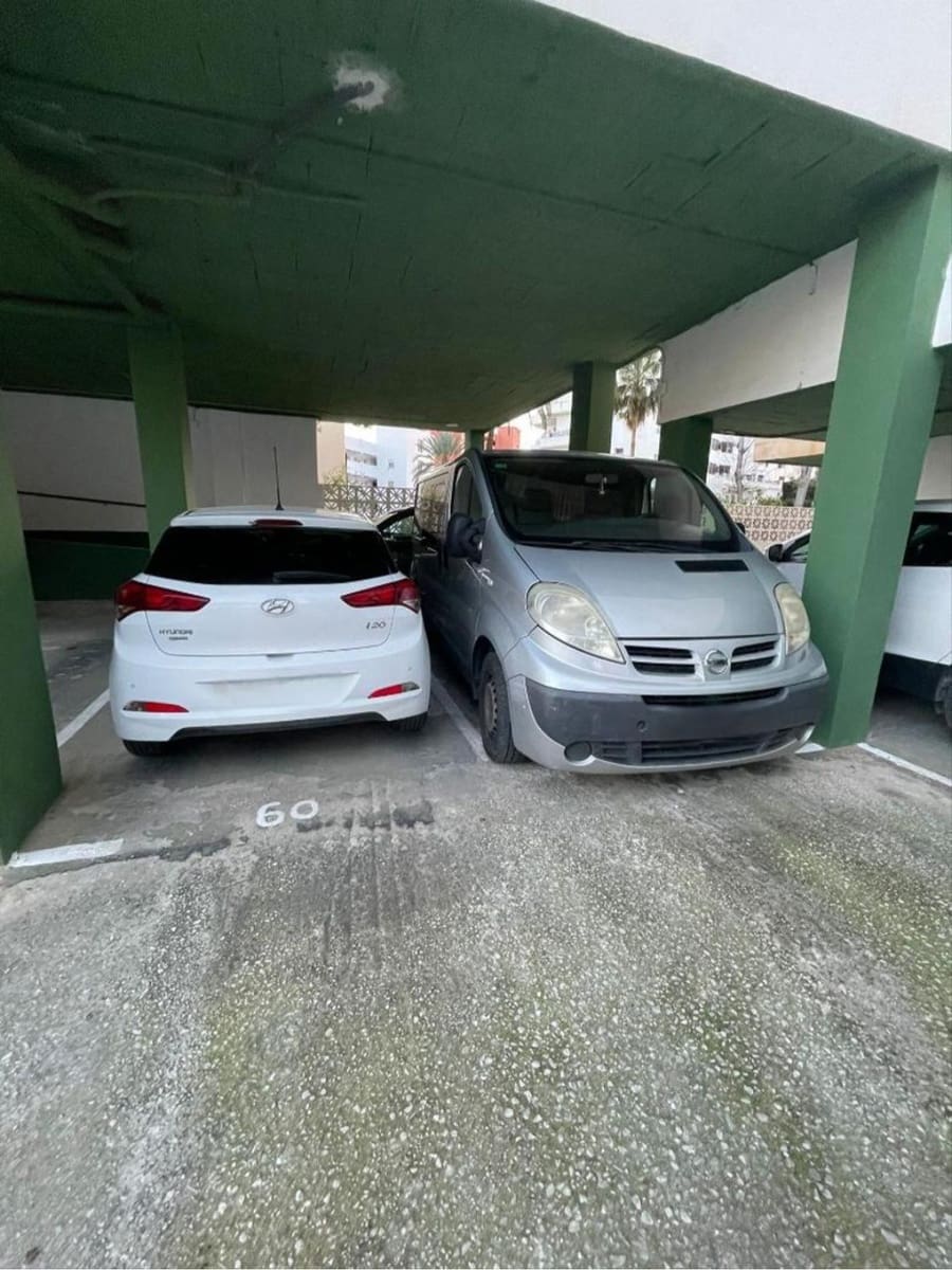 3 bedroom Beach Apartment for sale in Torremolinos with pool garage - € 400,000 (Ref: 9719527)