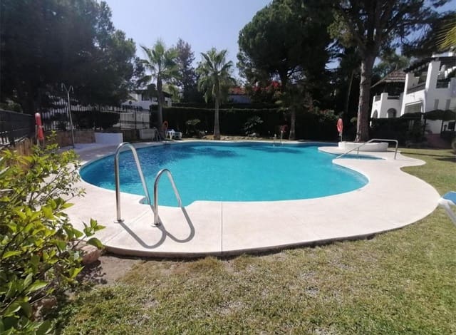 1 quarto Apartamento de Praia para venda em Marbella com piscina garagem - 328 570 € (Ref: 9726395)