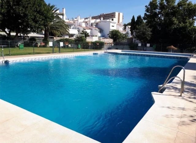 1 Zimmer Strandapartment zu verkaufen in Benalmádena mit Pool Garage - 205.000 € (Ref: 9747698)