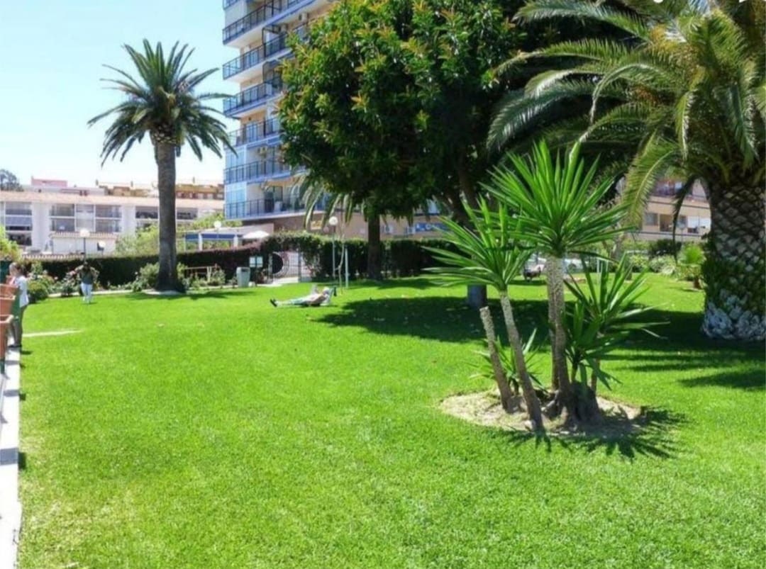 1 Zimmer Strandapartment zu verkaufen in Benalmadena mit Pool Garage - 205.000 € (Ref: 9747698)