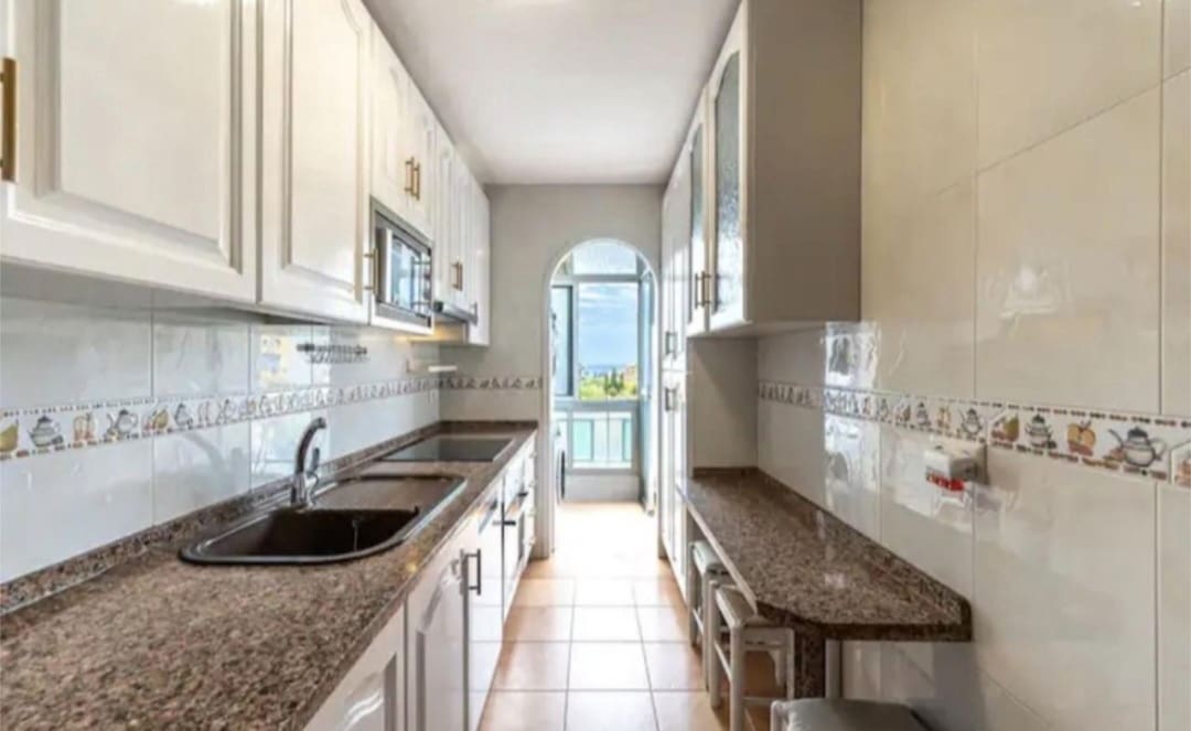 3 chambre Appartement à vendre à Marbella - 380 000 € (Ref: 9747699)