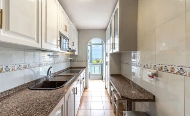 3 quarto Apartamento para venda em Marbella - 380 000 € (Ref: 9747699)