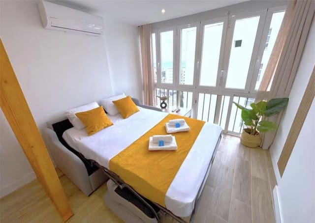 Studio til salgs i Torremolinos - € 257 500 (Ref: 9747700)