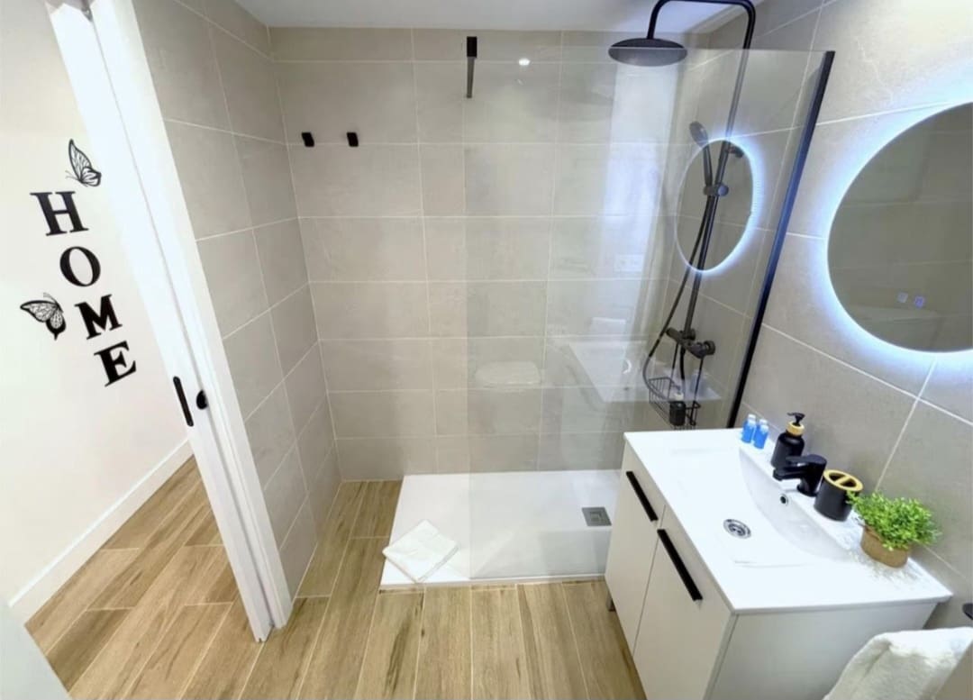 Studio til salgs i Torremolinos - € 257 500 (Ref: 9747700)