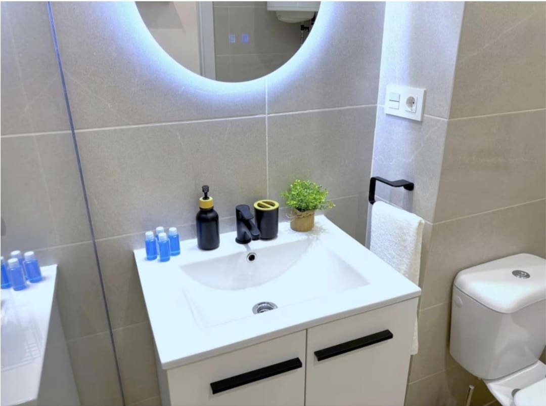 Studio til salgs i Torremolinos - € 257 500 (Ref: 9747700)