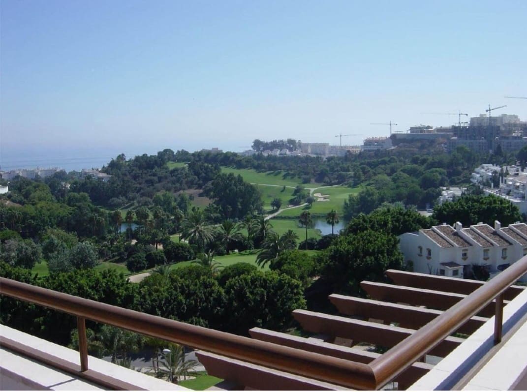 4 Zimmer Penthouse zu verkaufen in Benalmadena mit Pool - 1.545.000 € (Ref: 9755351)