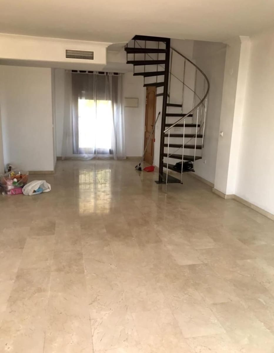 4 Zimmer Penthouse zu verkaufen in Benalmadena mit Pool - 1.545.000 € (Ref: 9755351)