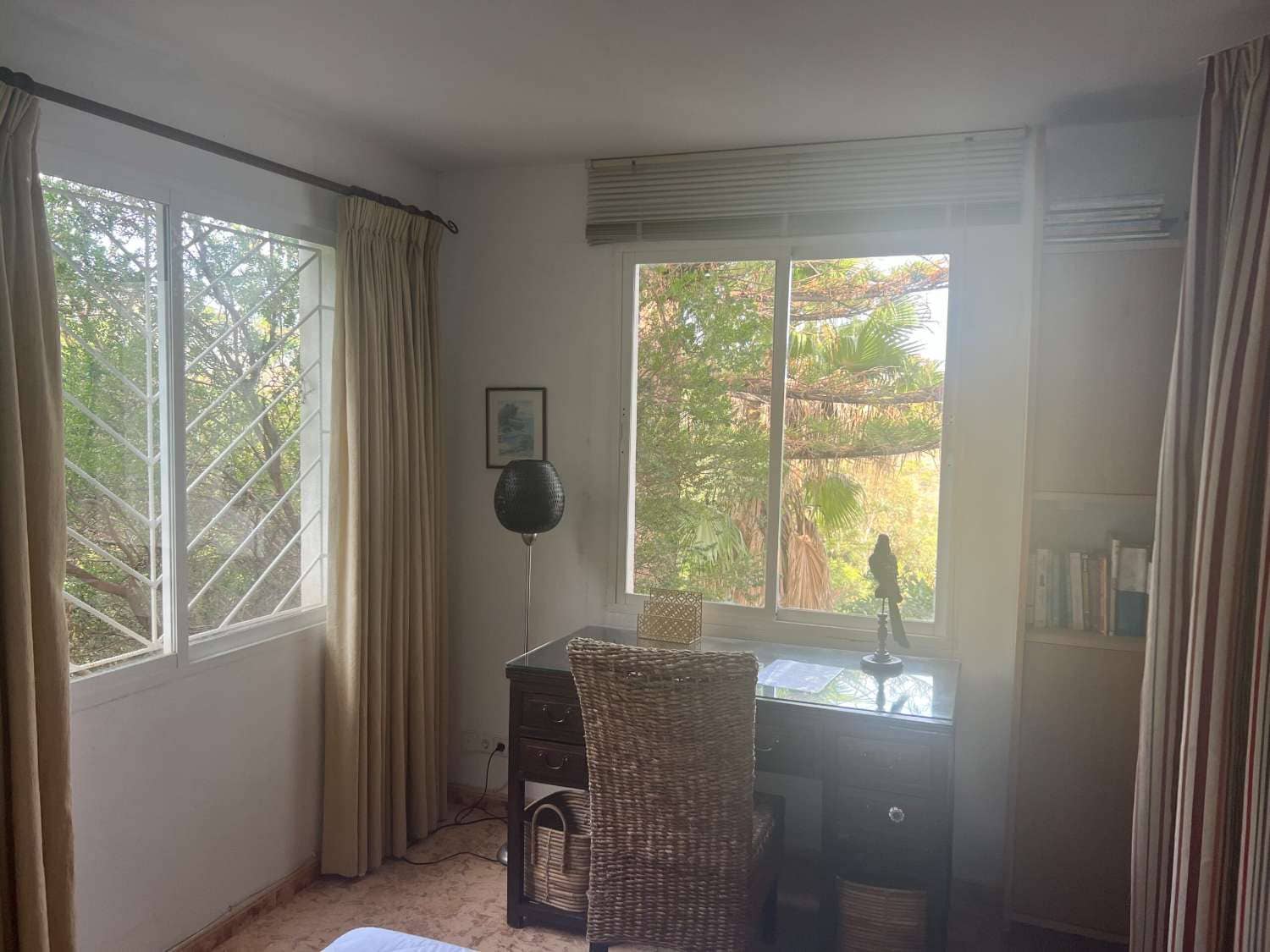 6 quarto Moradia para venda em Estepona com piscina - 1 750 000 € (Ref: 9758546)