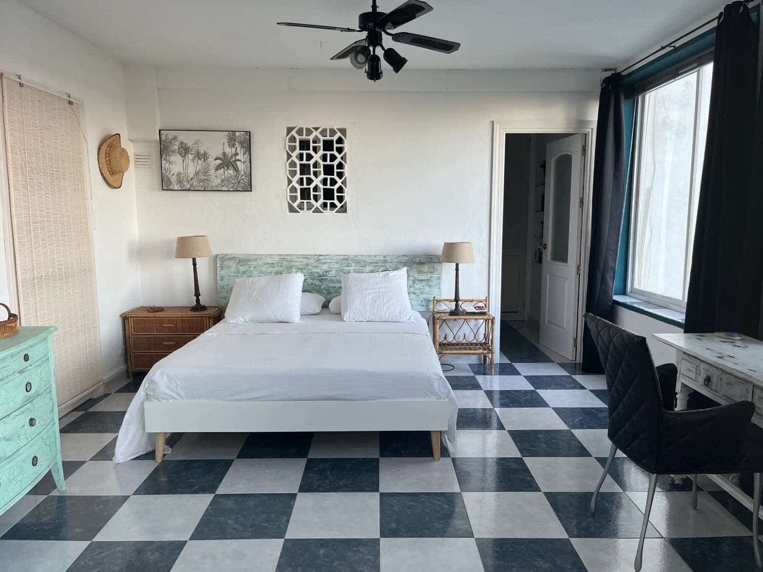 6 quarto Moradia para venda em Estepona com piscina - 1 750 000 € (Ref: 9758546)