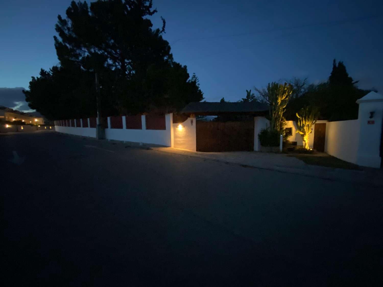 6 quarto Moradia para venda em Estepona com piscina - 1 750 000 € (Ref: 9758546)