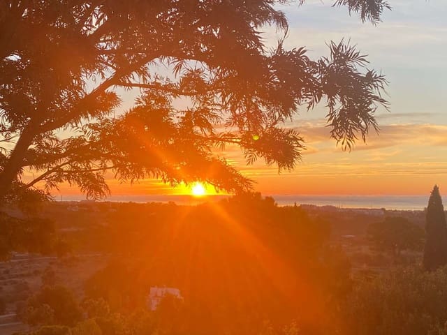 6 quarto Moradia para venda em Estepona com piscina - 1 750 000 € (Ref: 9758546)