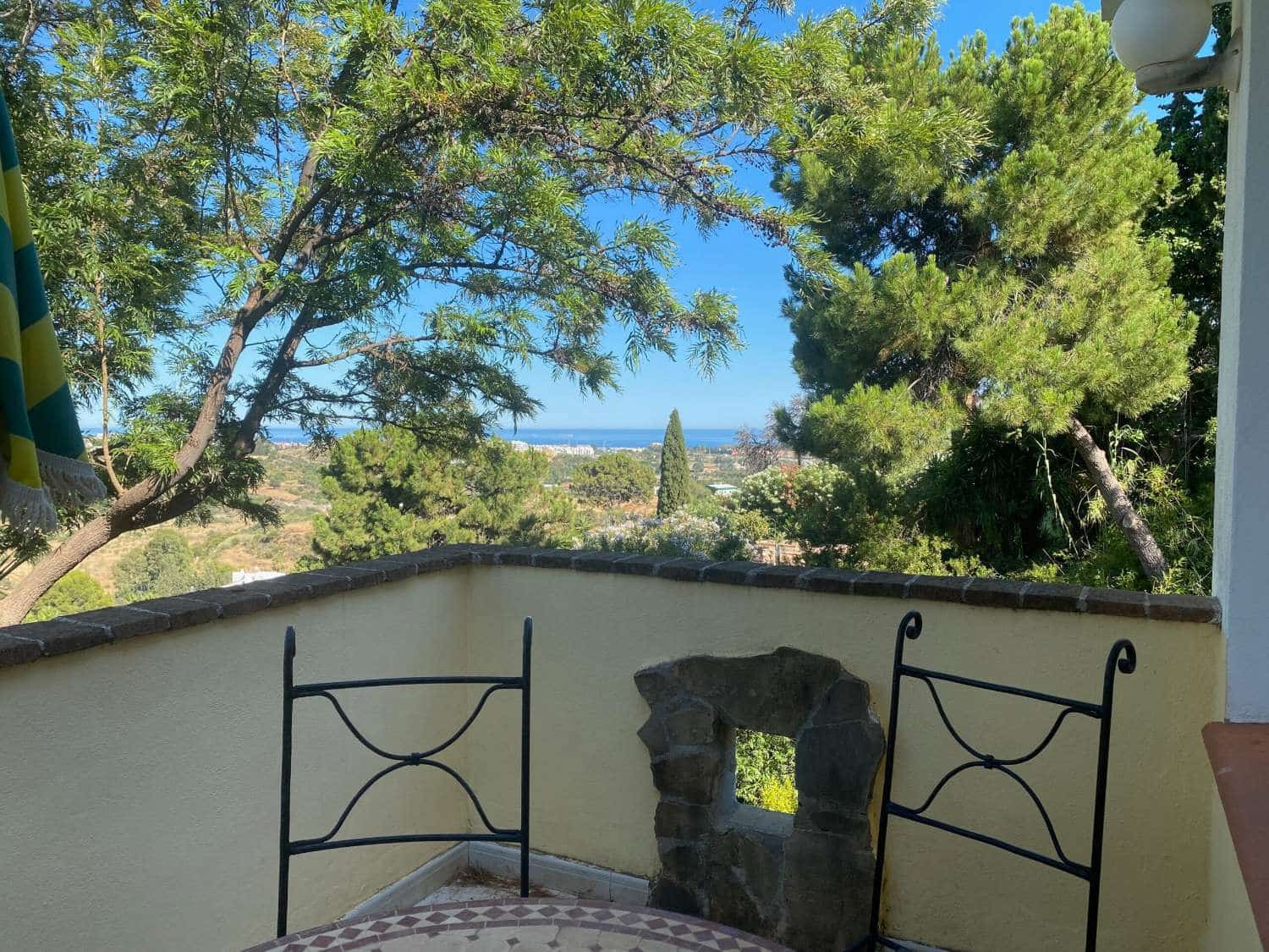 6 quarto Moradia para venda em Estepona com piscina - 1 750 000 € (Ref: 9758546)