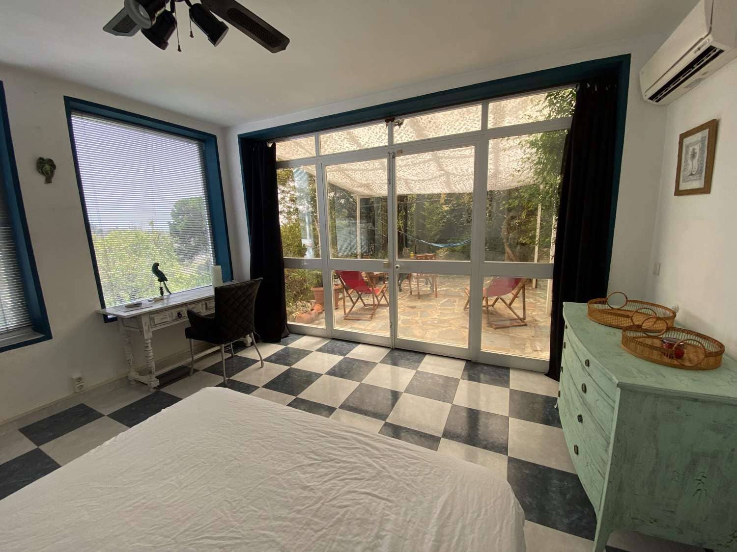 6 quarto Moradia para venda em Estepona com piscina - 1 750 000 € (Ref: 9758546)