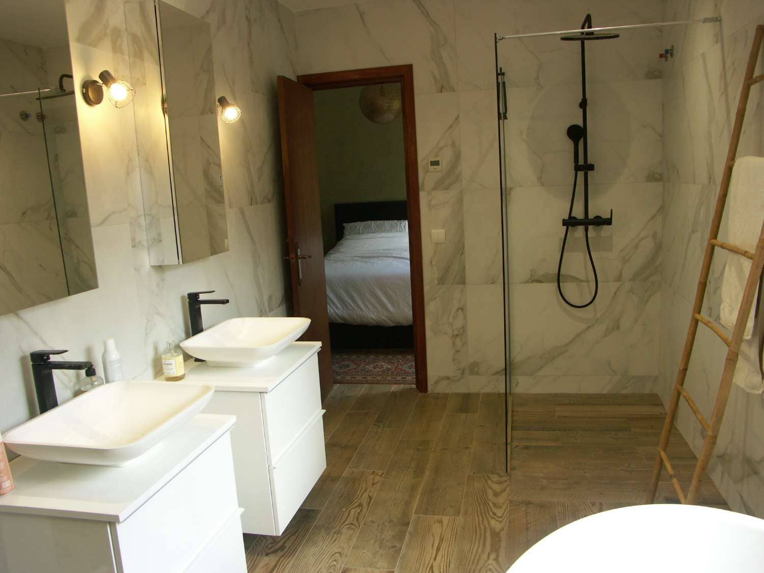 6 quarto Moradia para venda em Estepona com piscina - 1 750 000 € (Ref: 9758546)