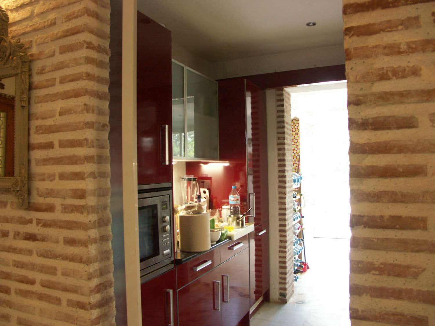 6 quarto Moradia para venda em Estepona com piscina - 1 750 000 € (Ref: 9758546)