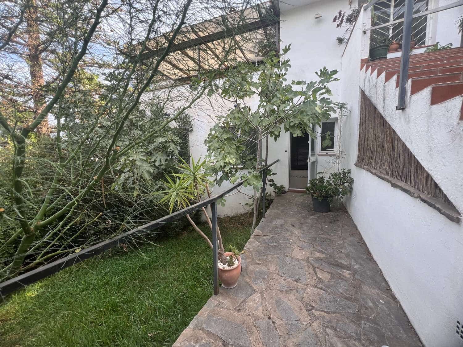 6 quarto Moradia para venda em Estepona com piscina - 1 750 000 € (Ref: 9758546)