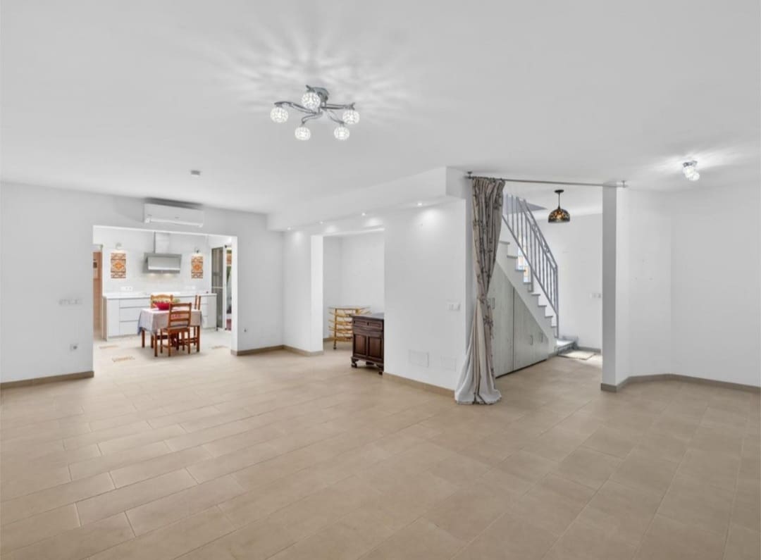 3 soveværelse Rækkehus til salg i Mijas med swimmingpool garage - € 459.000 (Ref: 9758547)