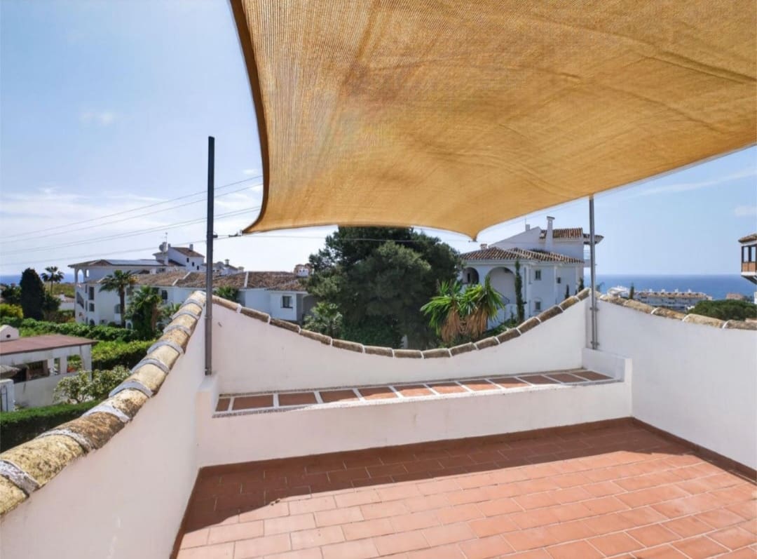 3 soveværelse Rækkehus til salg i Mijas med swimmingpool garage - € 459.000 (Ref: 9758547)