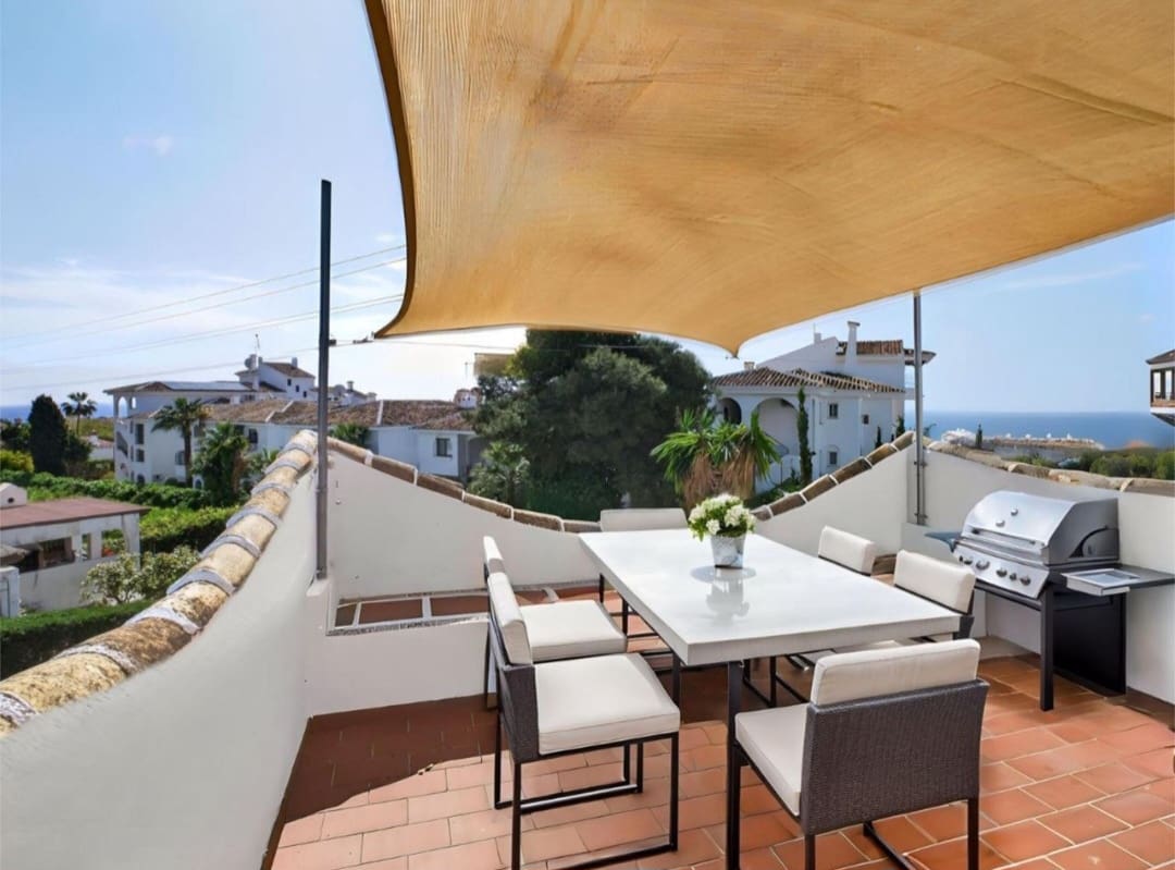 3 soveværelse Rækkehus til salg i Mijas med swimmingpool garage - € 459.000 (Ref: 9758547)