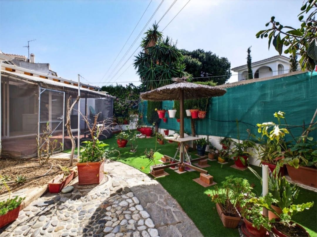 3 soveværelse Rækkehus til salg i Mijas med swimmingpool garage - € 459.000 (Ref: 9758547)