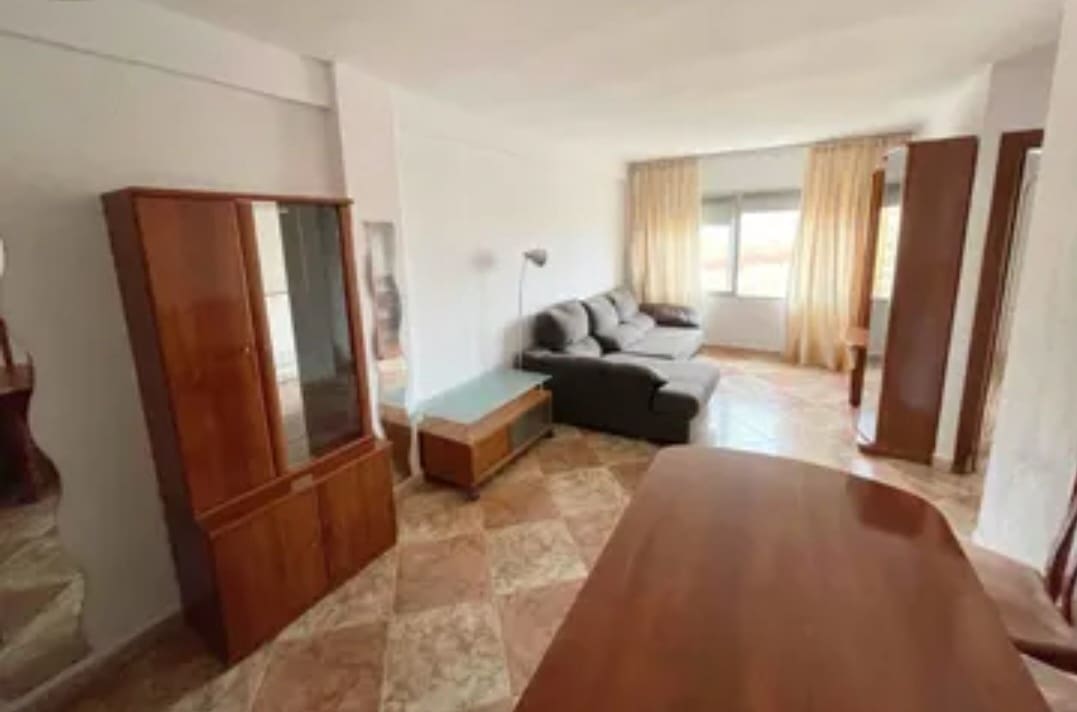 3 soveværelse Lejlighed til salg i Malaga by - € 270.000 (Ref: 9763511)