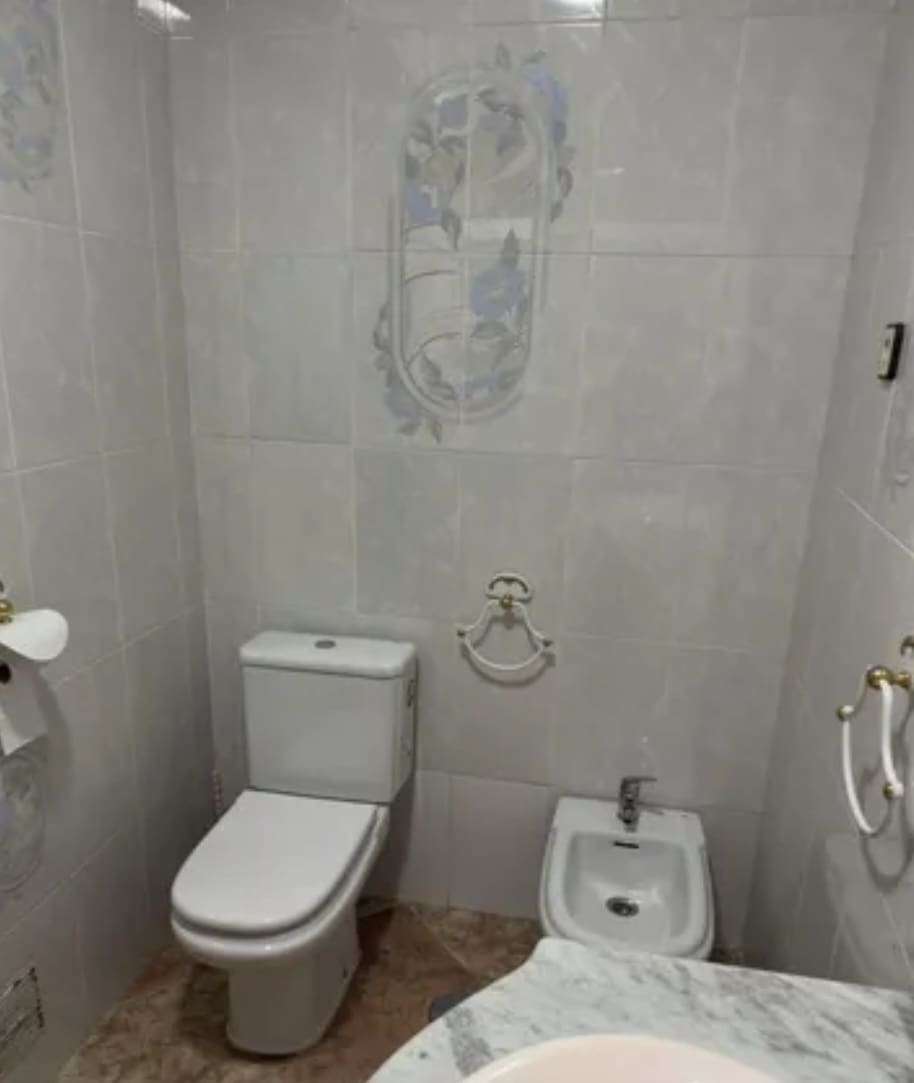 3 soveværelse Lejlighed til salg i Malaga by - € 270.000 (Ref: 9763511)