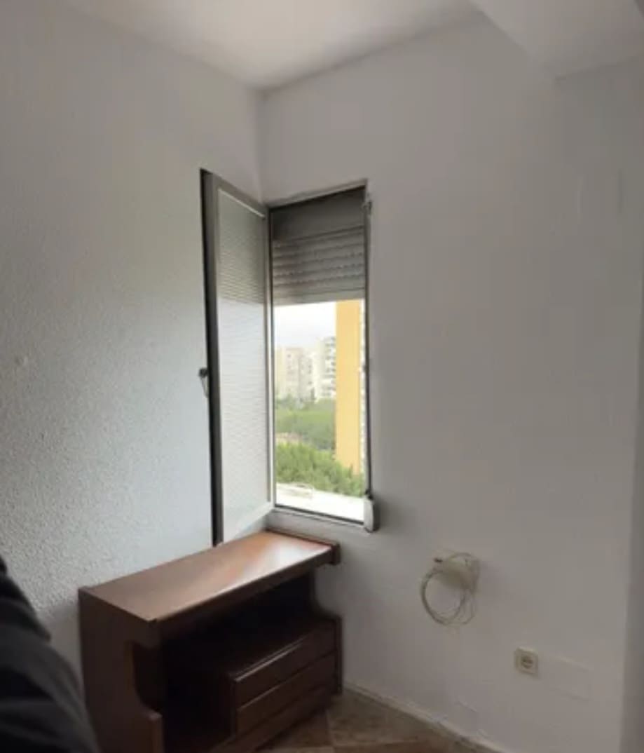 3 soveværelse Lejlighed til salg i Malaga by - € 270.000 (Ref: 9763511)