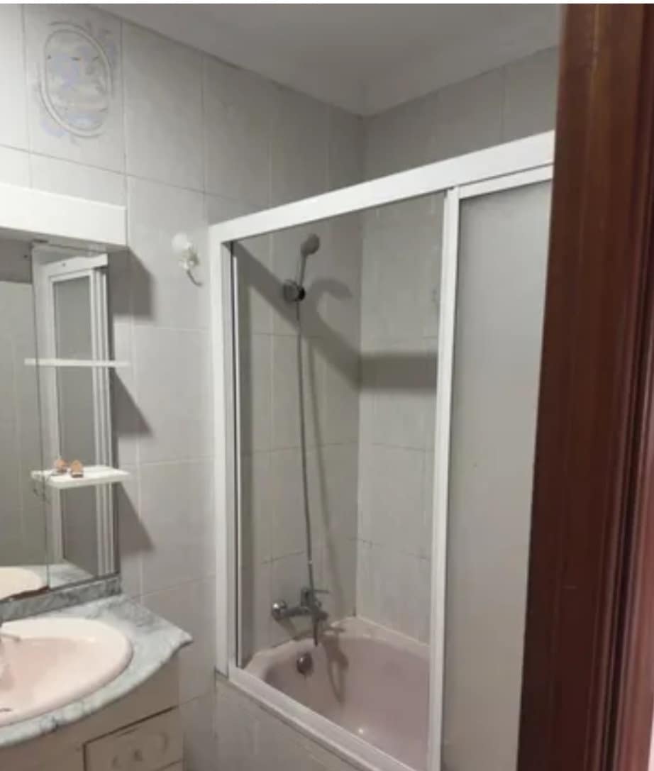 3 soveværelse Lejlighed til salg i Malaga by - € 270.000 (Ref: 9763511)