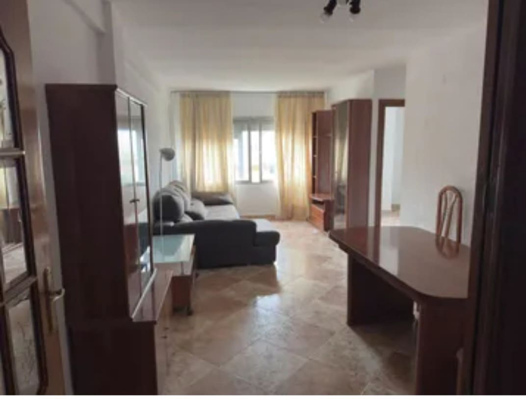 3 soveværelse Lejlighed til salg i Malaga by - € 270.000 (Ref: 9763511)