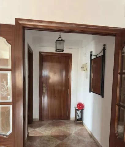 3 soveværelse Lejlighed til salg i Portada Alta, Málaga by - € 270.000 (Ref: 9763511)