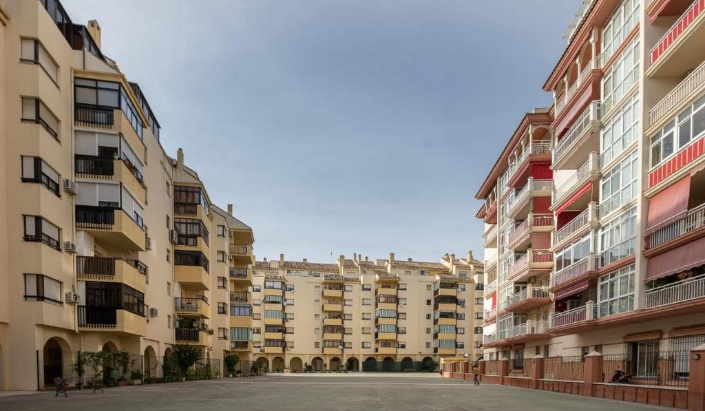 3 camera da letto Appartamento in vendita in Fuengirola con piscina garage - 410.000 € (Rif: 9765039)