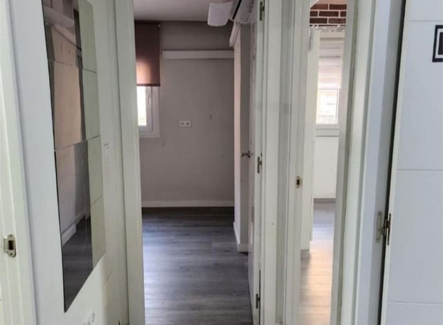 Piso de 3 habitaciones en Huelin, Málaga ciudad en venta con piscina garaje - 344.000 € (Ref: 9780144)