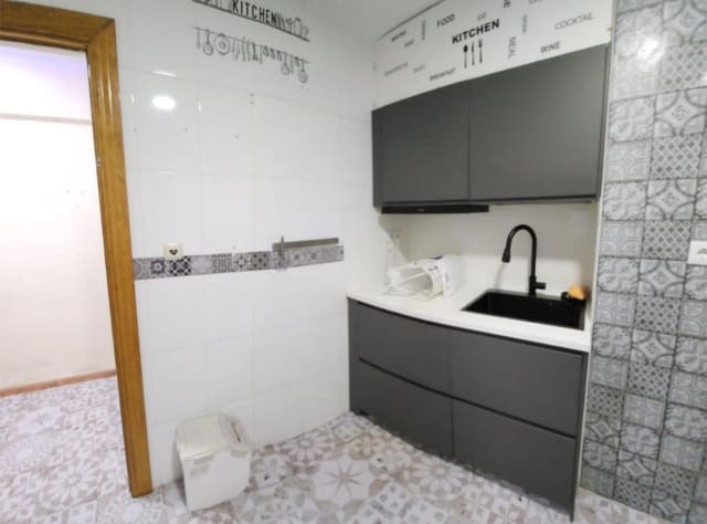 Piso de 3 habitaciones en Huelin, Málaga ciudad en venta con piscina garaje - 344.000 € (Ref: 9780144)