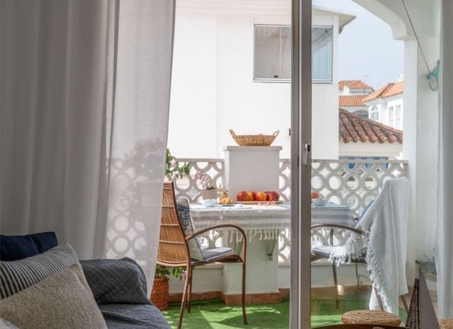 3 soveværelse Lejlighed til salg i Torremolinos med swimmingpool garage - € 365.000 (Ref: 9784965)