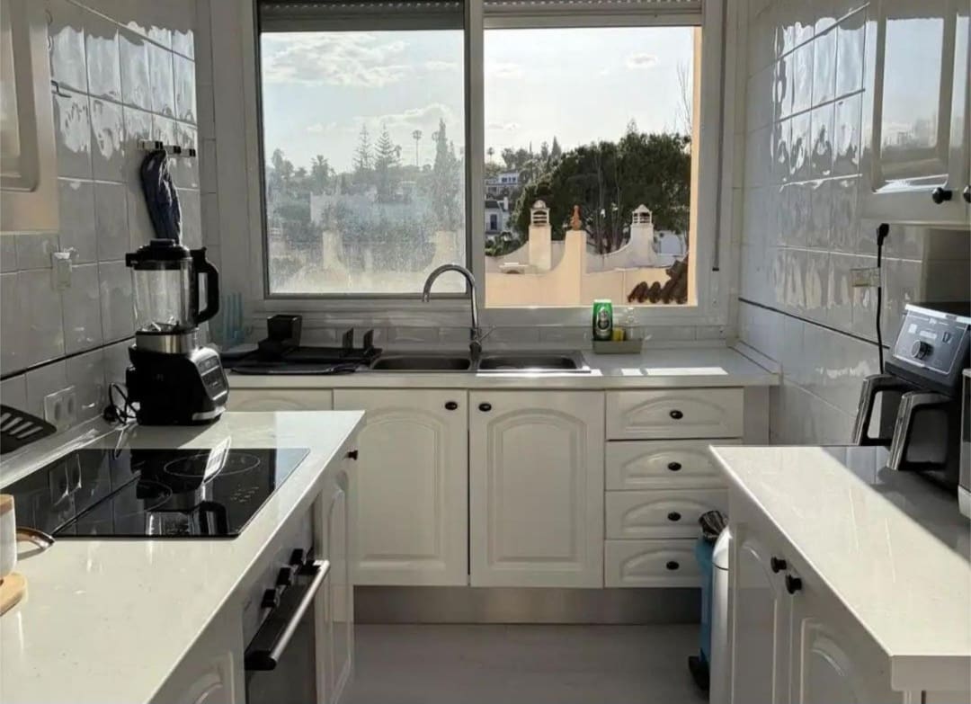 Piso de 3 habitaciones en Mijas en venta con piscina - 334.000 € (Ref: 9784966)