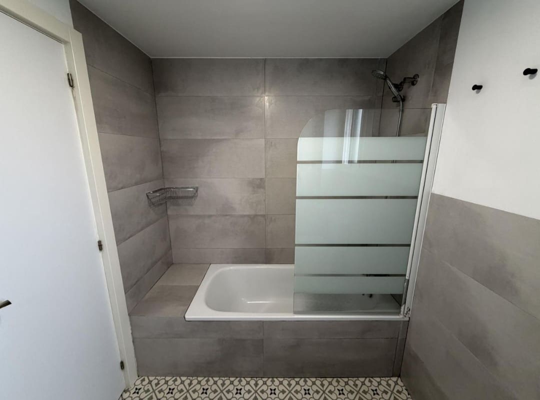 Piso de 3 habitaciones en Mijas en venta con piscina - 334.000 € (Ref: 9784966)