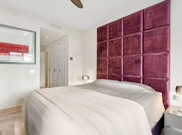 Piso de 2 habitaciones en Benahavís en venta con piscina garaje - 643.000 € (Ref: 9788172)