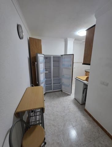 2 sovrum Lägenhet att hyra i Puerto de la Torre, Málaga stad - 990 € (Ref: 9803969)