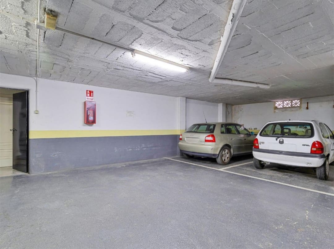 4 sypialnia Penthouse na sprzedaż w Fuengirola z basenem garażem - 895 000 € (Ref: 9811276)