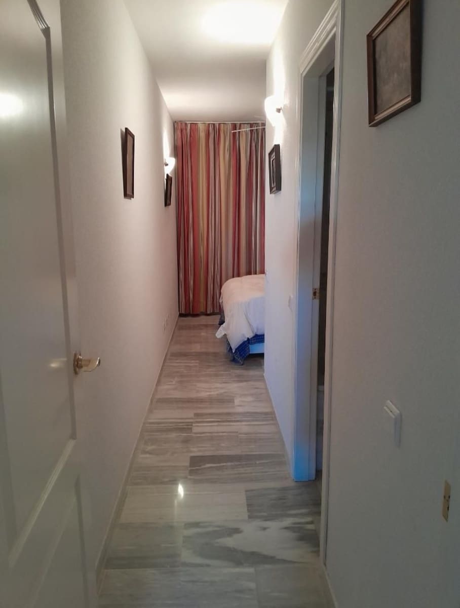 3 bedroom Flat for sale in Benalmadena with pool garage - € 460,000 (Ref: 9814205)