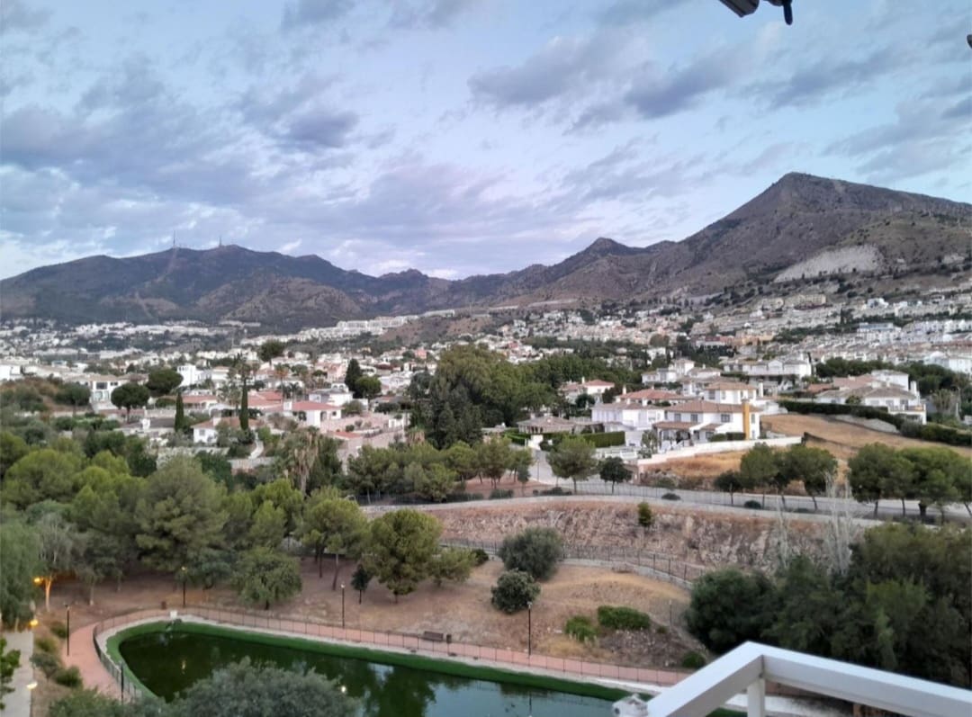 3 bedroom Flat for sale in Benalmadena with pool garage - € 460,000 (Ref: 9814205)