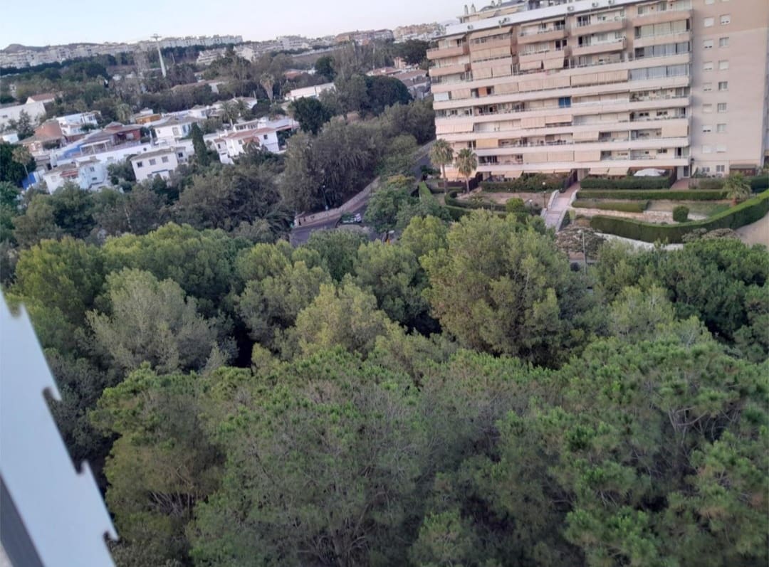 3 bedroom Flat for sale in Benalmadena with pool garage - € 460,000 (Ref: 9814205)